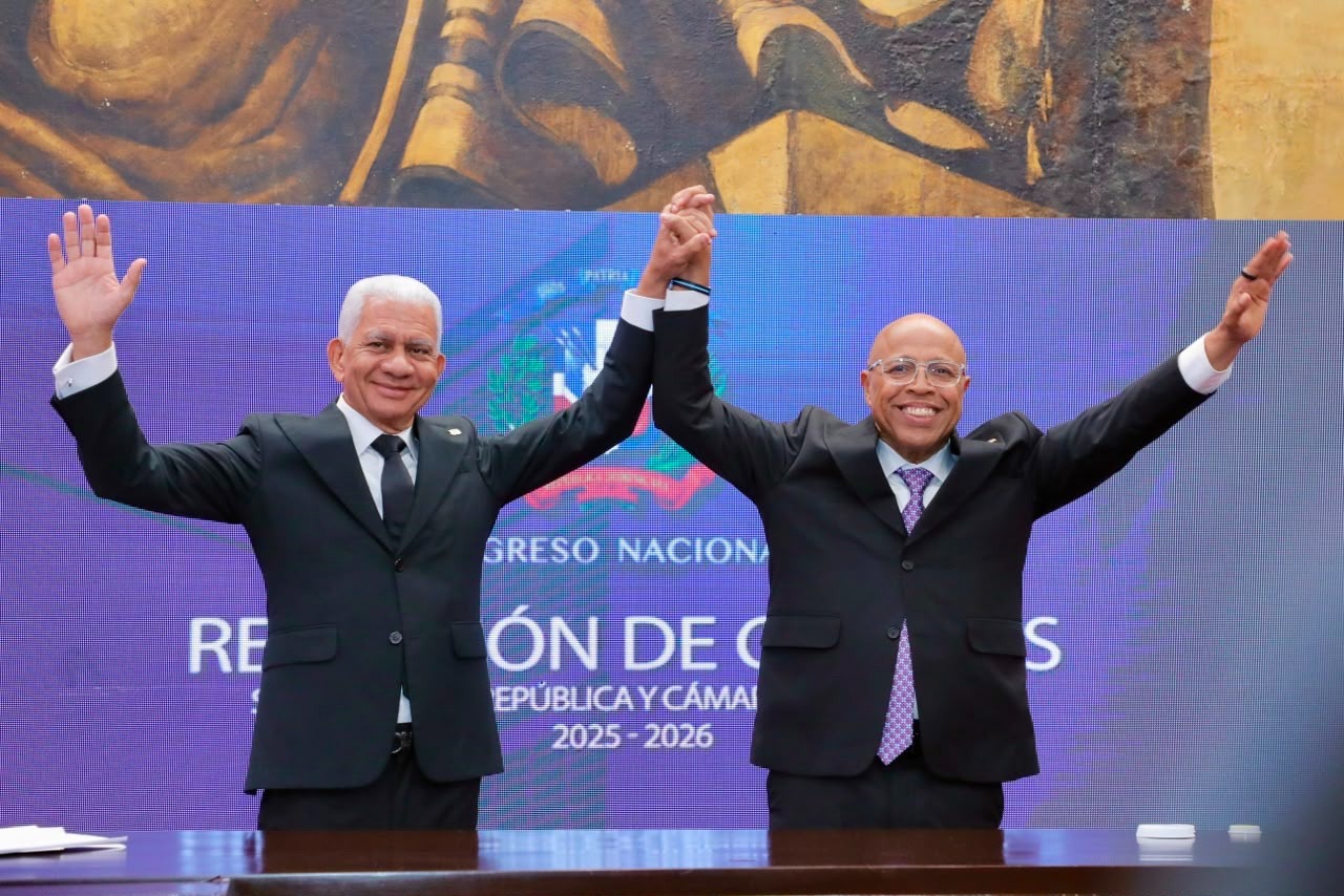 Alfredo Pacheco presenta informe de gestión del año 2025-2026 Alfredo Pacheco presenta informe de gestión del año 2025-2026