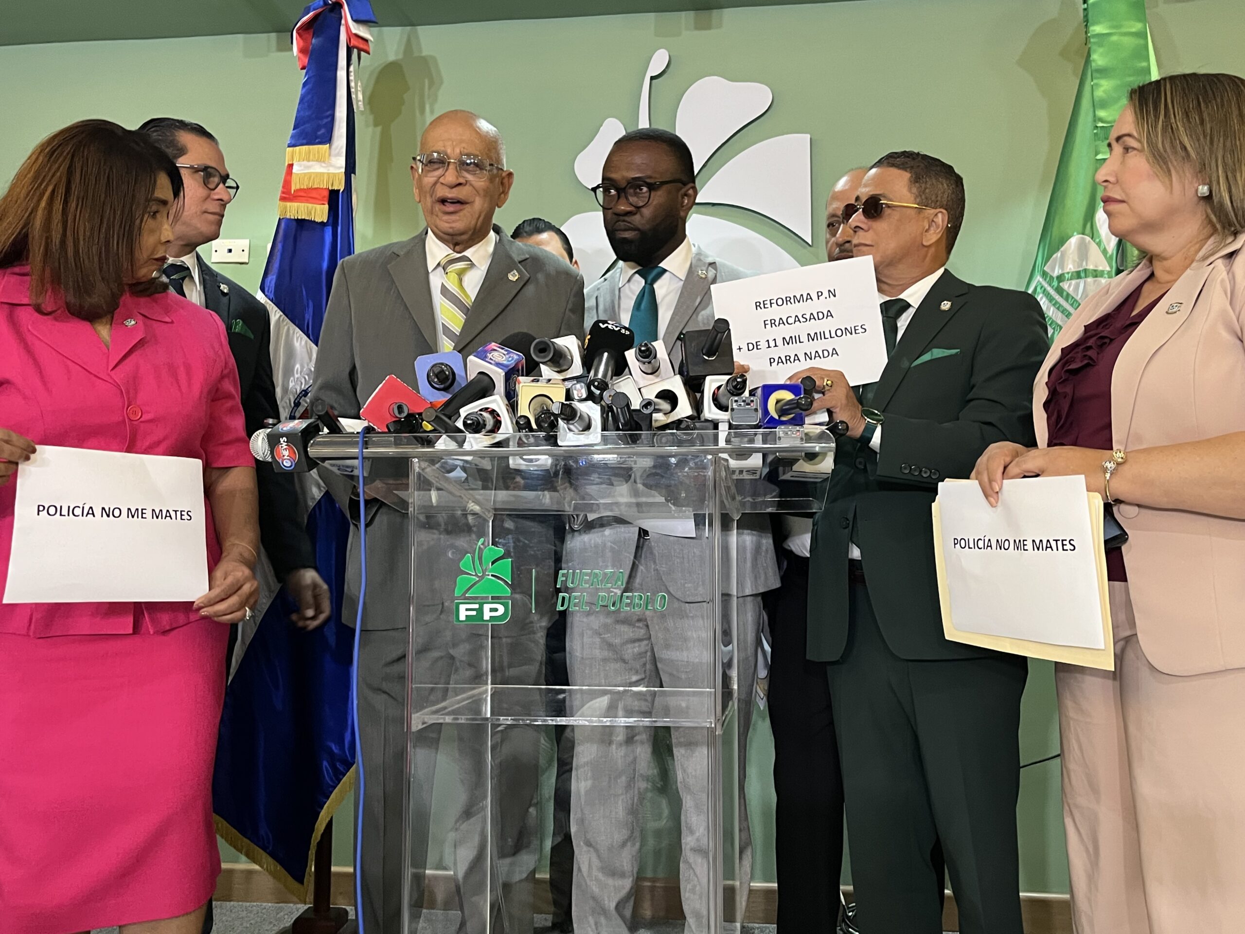 Bloque diputados Fuerza del Pueblo condena ejecuciones policiales; llama a revisar programa de entrenamiento reforma policial