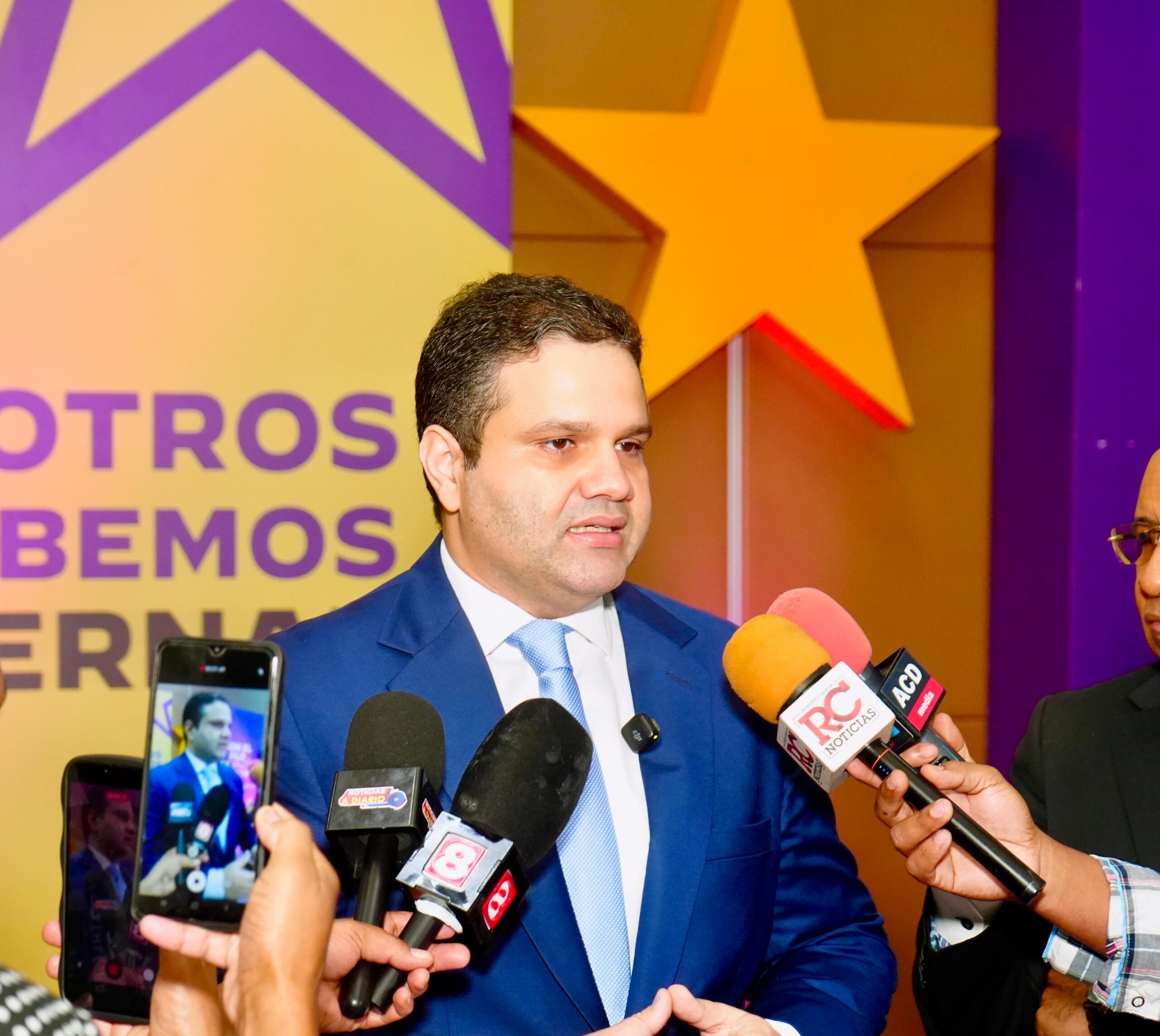Richard Medina denuncia el alza de precios que afecta hogares pobres y clase media