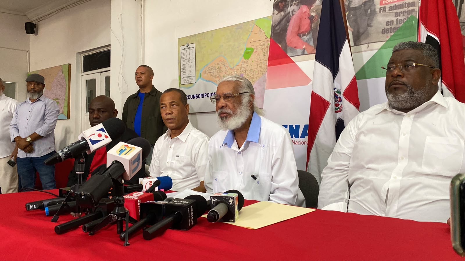 Juan Hubieres pide intervención de las autoridades en Monte Plata por aumento de la delincuencia Juan Hubieres pide intervención de las autoridades en Monte Plata por aumento de la delincuencia