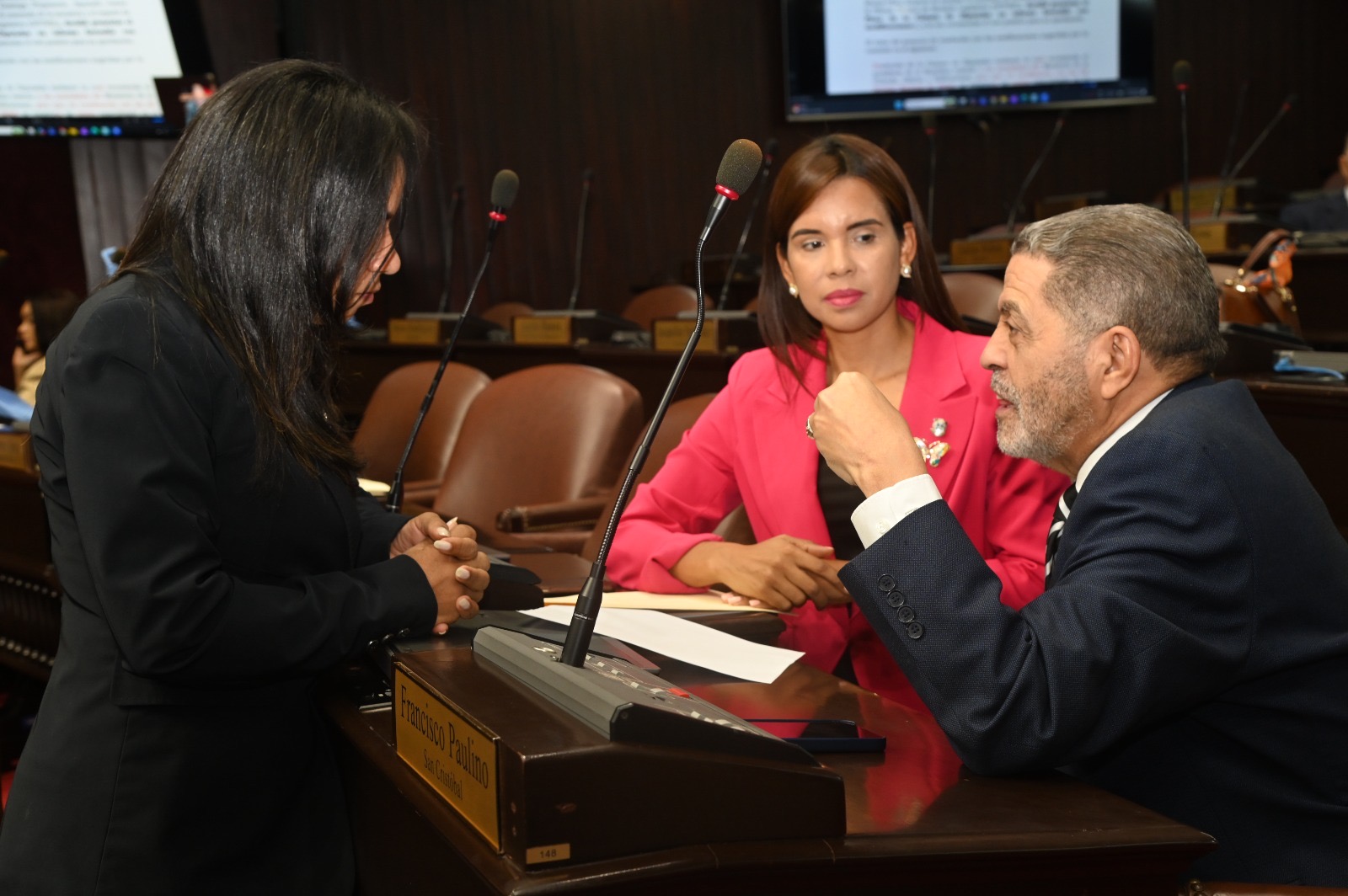 Patricia Núñez destaca inversiones del Gobierno en SDN y pide construir centros regionales contra el cáncer