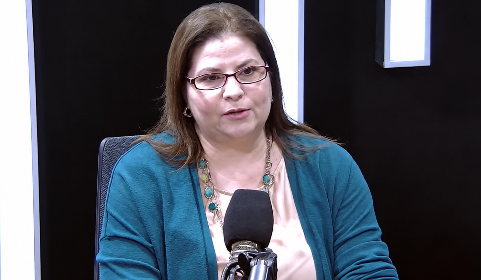 Especialista explica funcionamiento e importancia de los gobiernos corporativos en las empresas